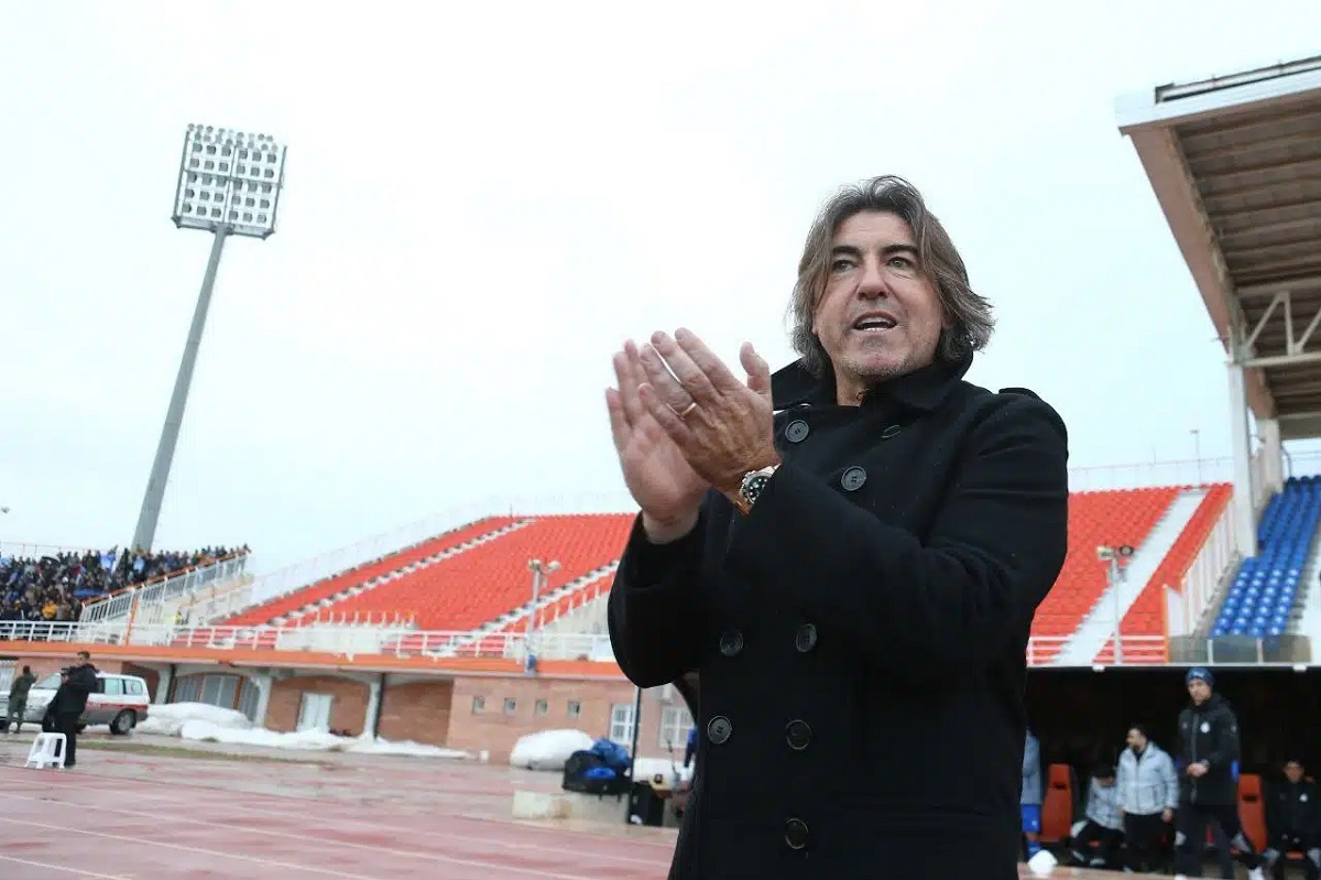 ساپنیتو: VAR بیاید استقلال قهرمان است