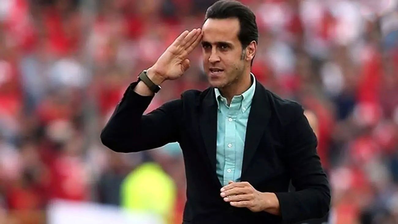 فیلم شعار‌های هواداران علی کریمی در قائمشهر