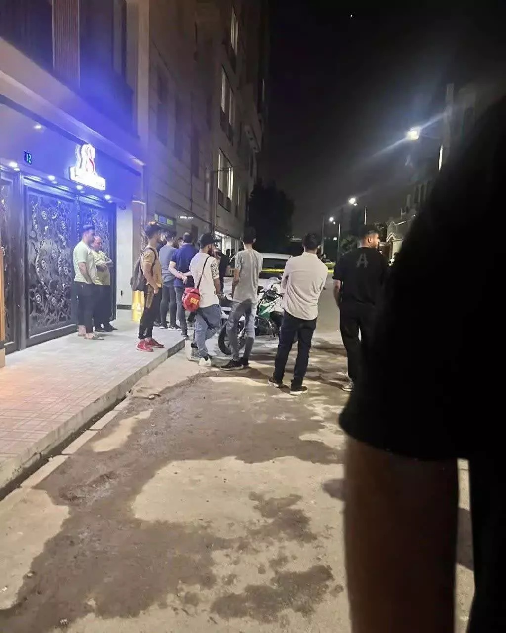 اولین عکسها و جزئیات قتل جوان ۲۰ ساله در شهرری اولین عکسها و جزئیات قتل جوان ۲۰ ساله در شهرری