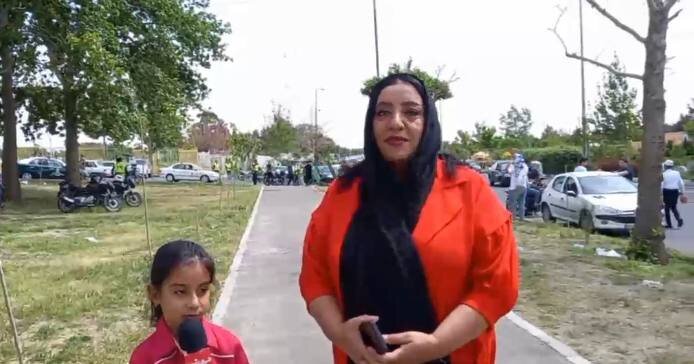 مادر و دختر پرسپولیسی در استادیوم آزادی +عکس