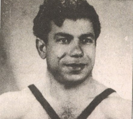 محمود نامجو دارنده مدال نقره