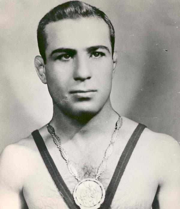 محمد پذیرایی مدال آور المپیکی