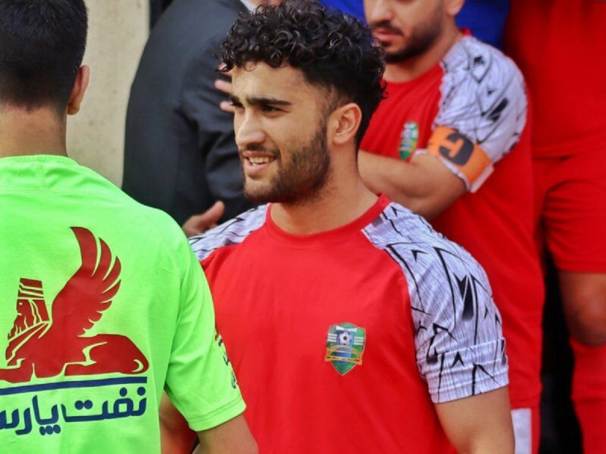 آخرین تصاویر فوتبالیست مازندرانی که در زمین بازی ایست قلبی کرد آخرین تصاویر فوتبالیست مازندرانی که در زمین بازی ایست قلبی کرد