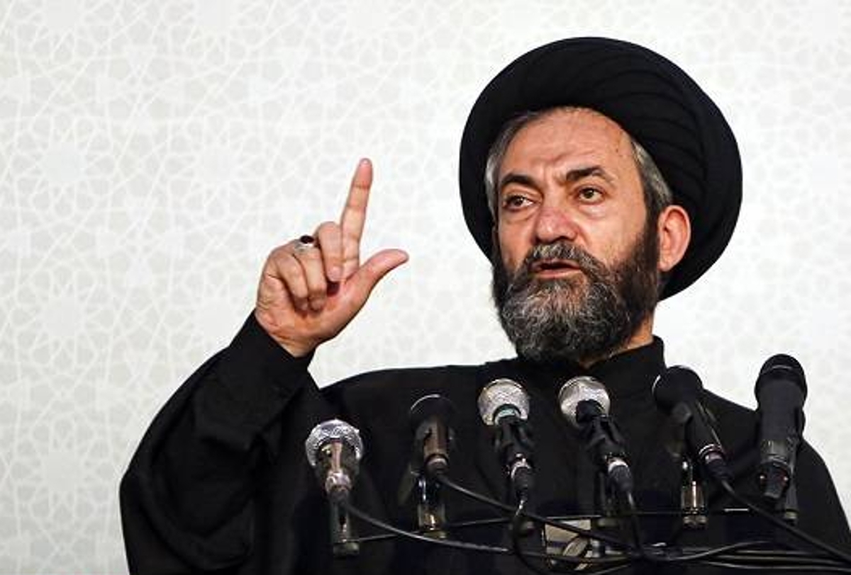 امام جمعه اردبیل: خرید کالای غیرضروری گناه کبیره و خیانت به کشور است