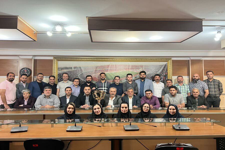 تصویر عجیبی که در شأن باشگاه پرسپولیس نبود! تصویر عجیبی که در شأن باشگاه پرسپولیس نبود!