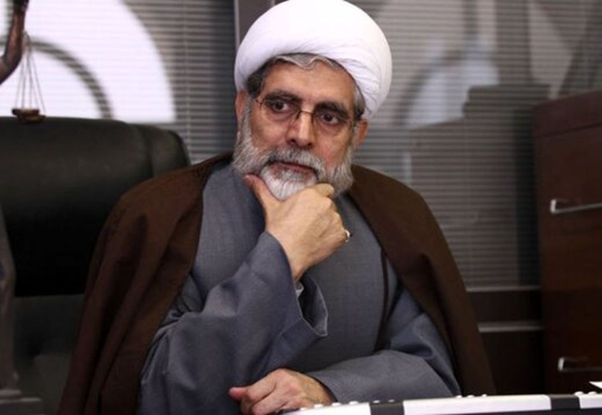 محسن رهامی: نیروی انتظامی و نظامی را نباید درگیر مساله حجاب کرد