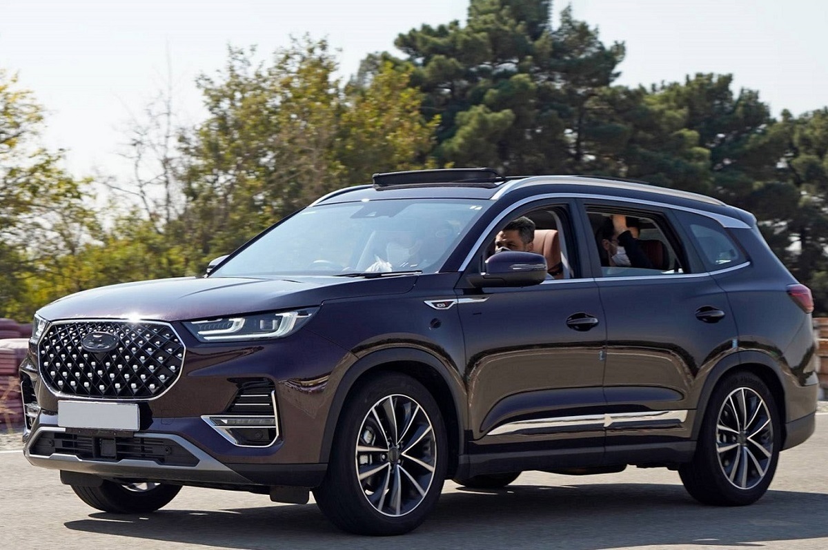 فیلم عجیب یک خودرو با ظاهری بسیار متفاوت در تهران! فیلم عجیب یک خودرو با ظاهری بسیار متفاوت در تهران!