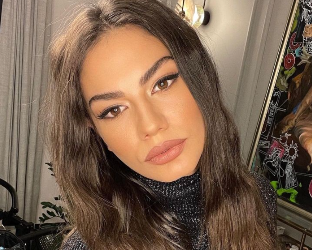 ویدیوی فارسی حرف زدن دمت اوزدمیر سلبریتی ترکیه‌ای