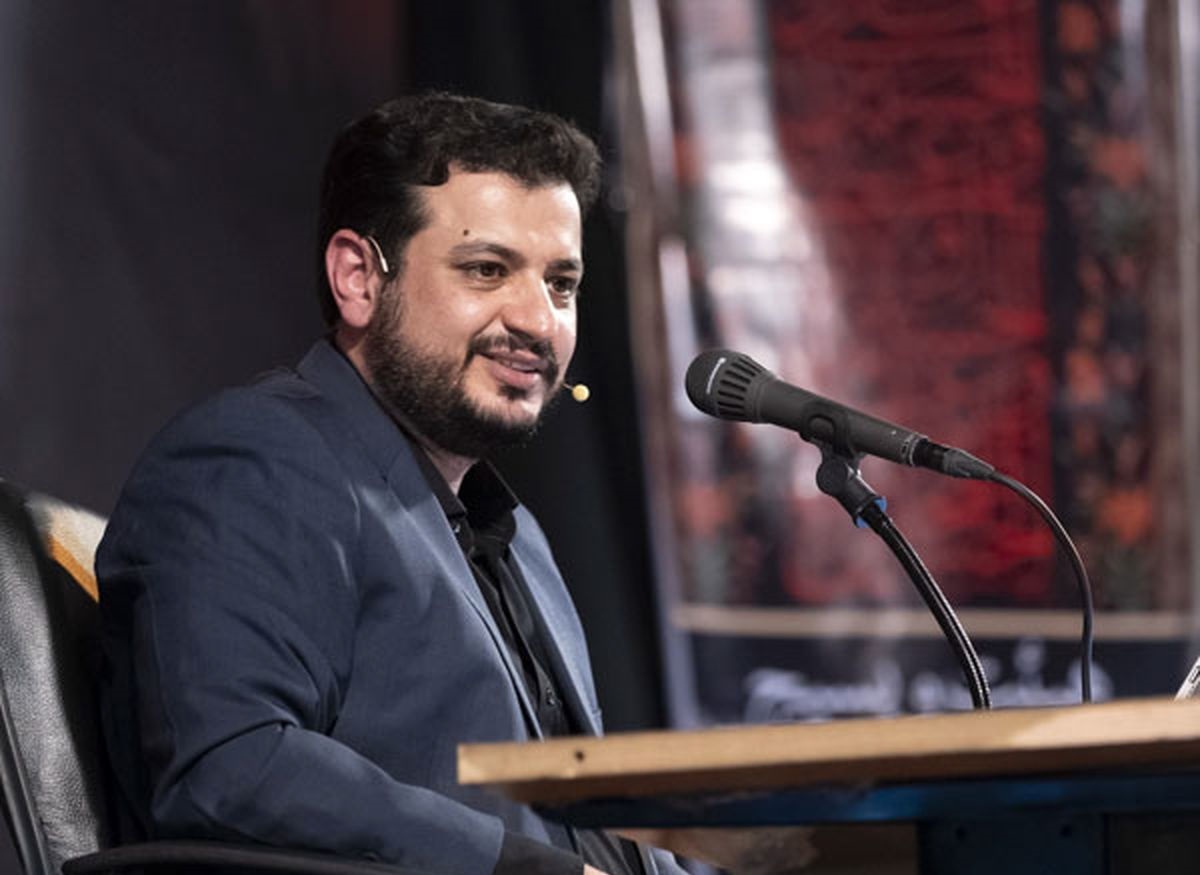 فیلم صحبت‌های منشوری رائفی‌پور از مناظره کروبی و احمدی‌نژاد