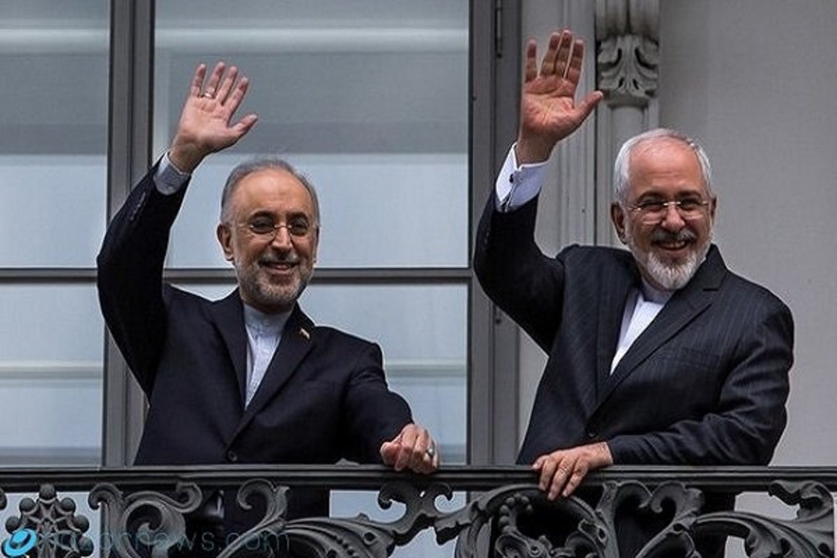 پیشنهاد روزنامه جمهوری اسلامی برای برگزاری مناظره؛ ظریف و صالحی یک‌طرف، مخالفان یک‌طرف