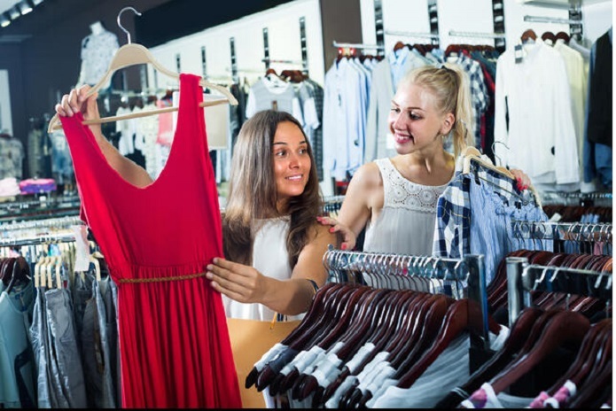 چه رنگ لباسی به پوست‌های روشن می‌آید؟