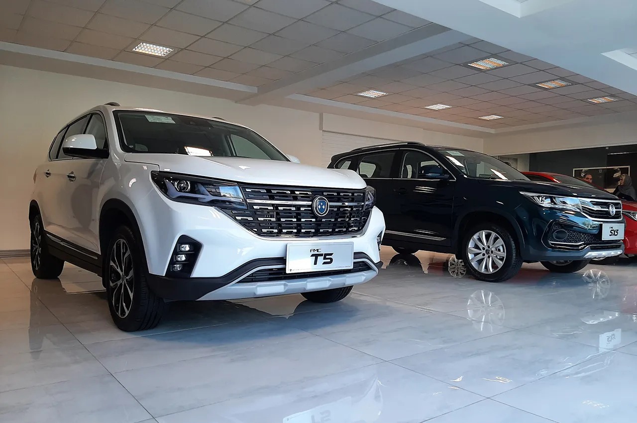 دهن‌کجی خودروسازان به قیمت مصوب