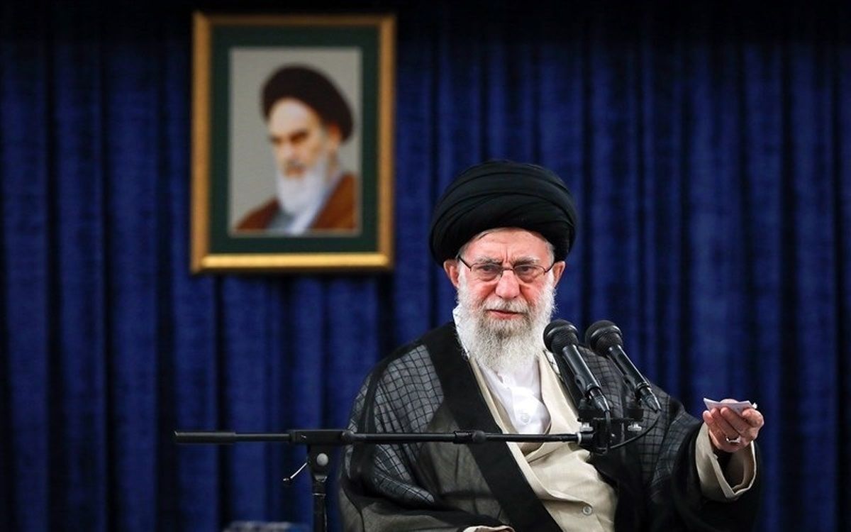 رهبر انقلاب: در چالش ۲۰ ساله هسته‌ای فهمیدیم چه کسانی قابل اعتمادند و چه کسانی نیستند