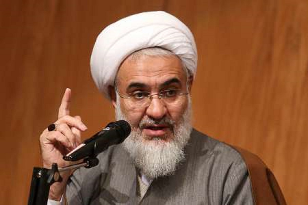 امام جمعه قزوین: باید با بدحجابی که در پی اشاعه فحشا نیست با احترام رفتار شود