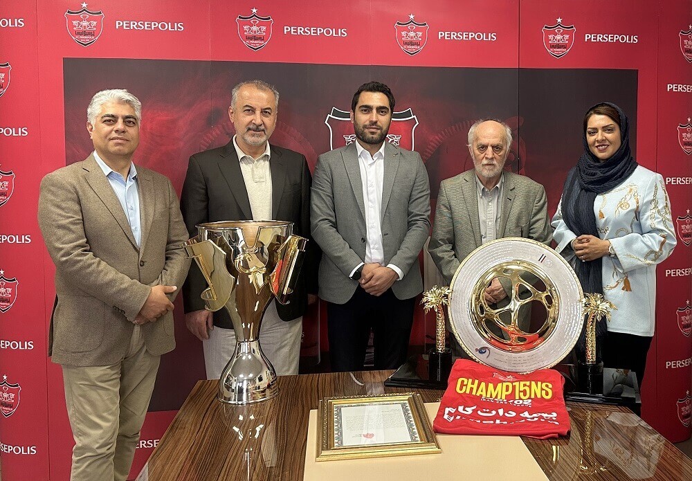 قدردانی مدیرعامل باشگاه پرسپولیس از بیمه دات کام قدردانی مدیرعامل باشگاه پرسپولیس از بیمه دات کام