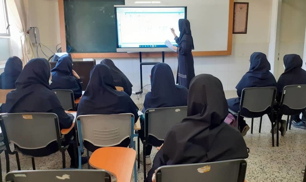 شرایط تغییر رشته در دبیرستان؛ سخت‌تر می‌شود/ انتخاب رشته اجباری حذف می‌شود؟