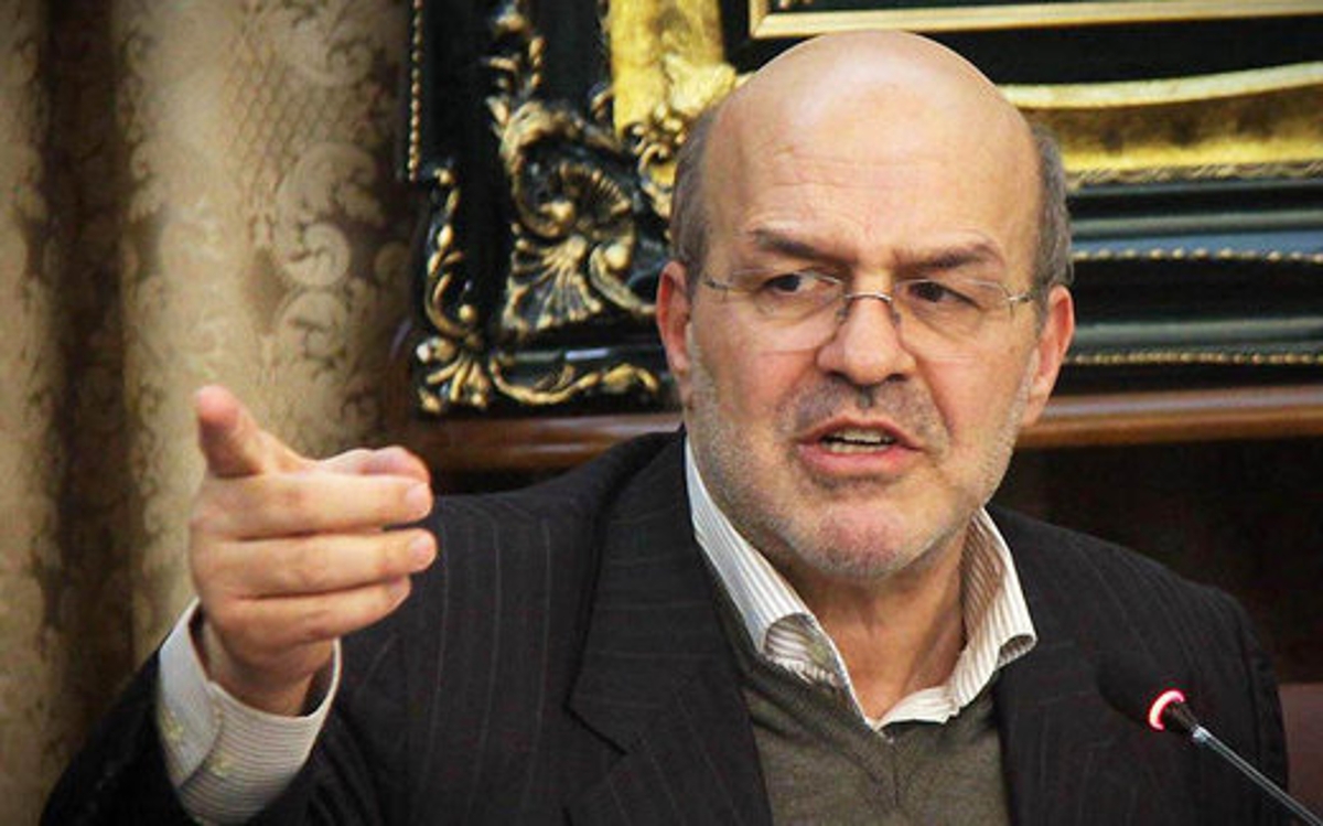 عیسی کلانتری: اگر دریاچه ارومیه خشک شود احتمال بروز تغییرات ژنتیکی در انسان‌ها و حیوانات آن محدوده وجود دارد