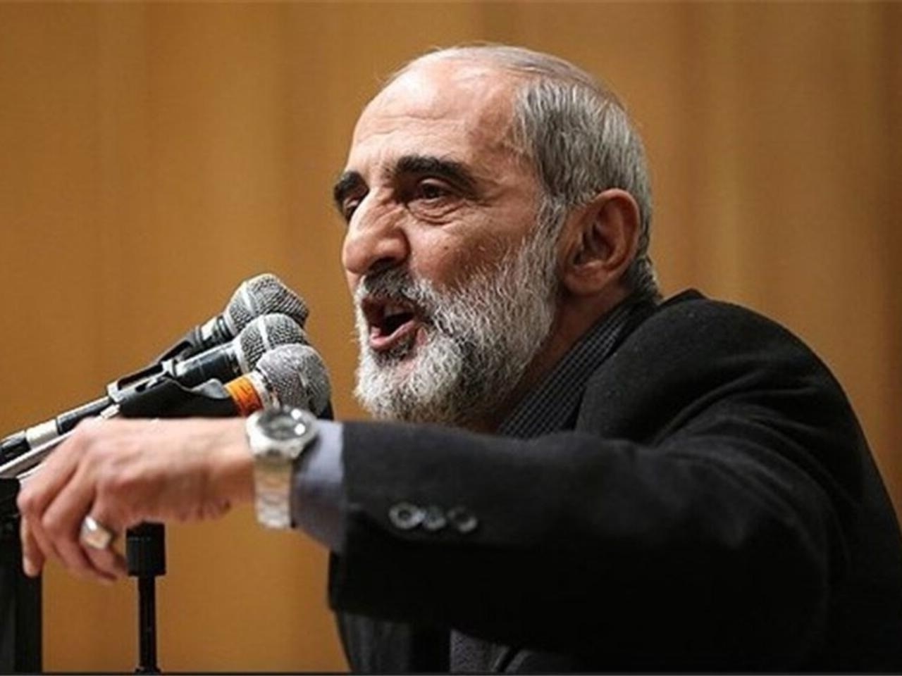 گلایه شریعتمداری از گسترش بی‌حجابی