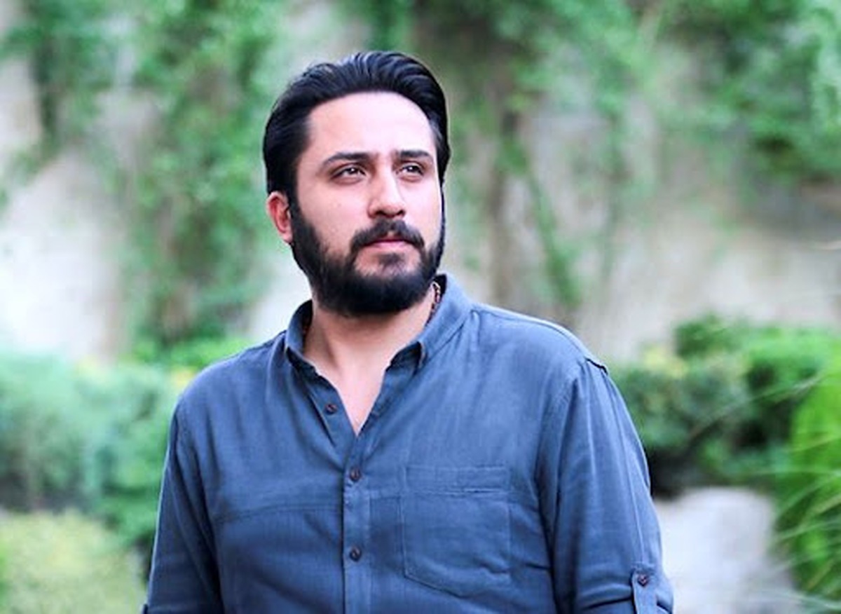 تصویر بحث برانگیز از سانسور عجیب روزبه بمانی