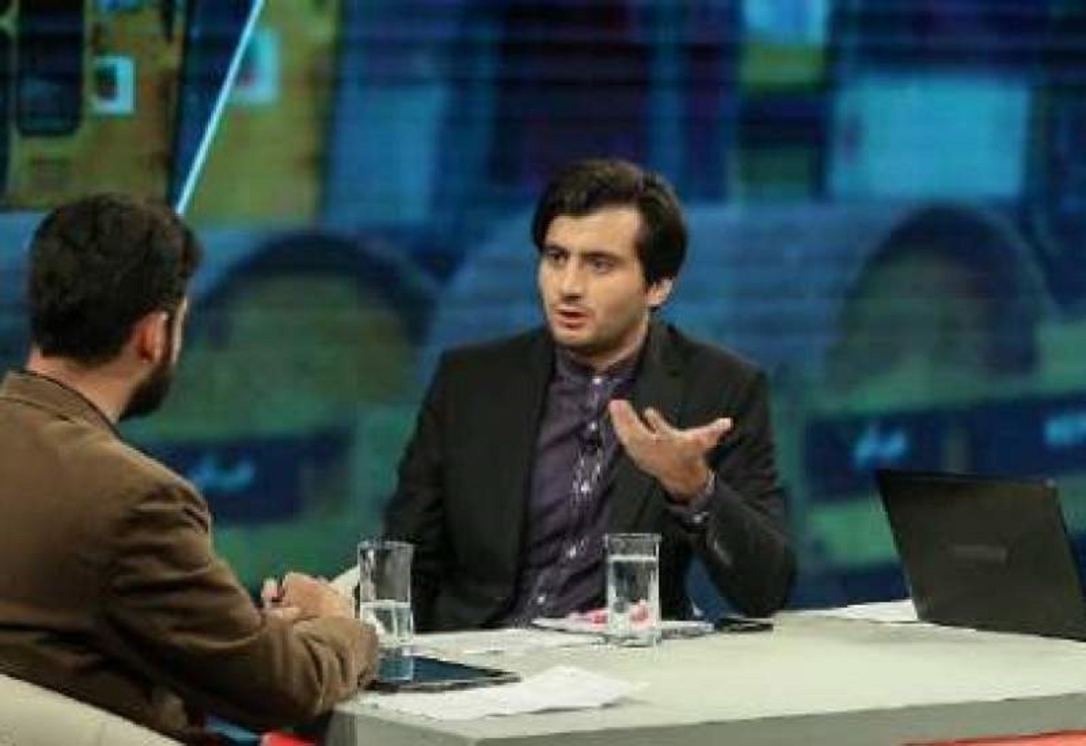اخراج مجری تلویزیون به‌خاطر انتقاد از وزیر کشور!
