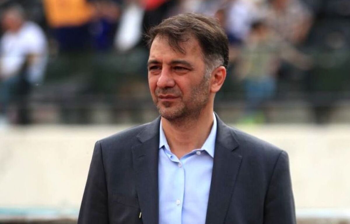 کریمی از سرپرستی باشگاه استقلال استعفا کرد