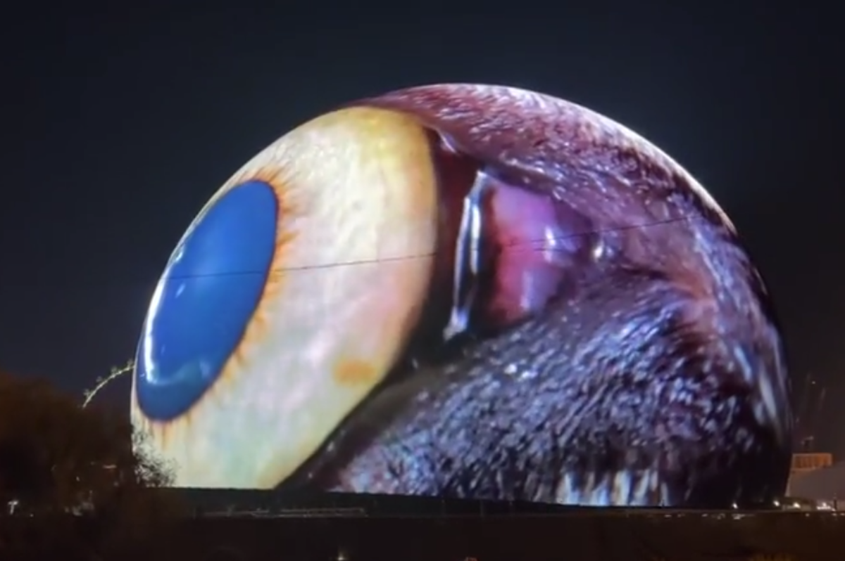 نمایش خیرهکننده بزرگترین نمایشگر کروی جهان در لاس وگاس نمایش خیرهکننده بزرگترین نمایشگر کروی جهان در لاس وگاس