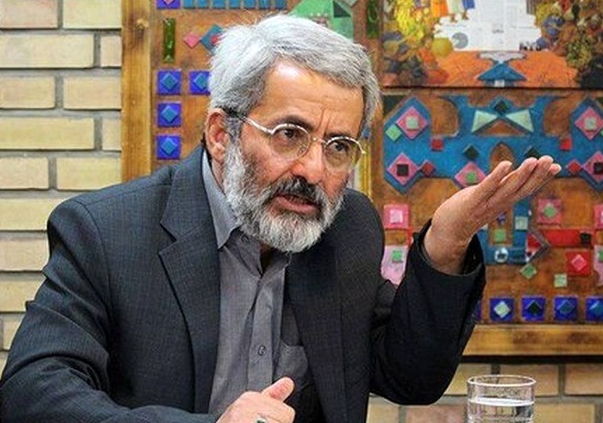 روایت سلیمی نمین از قانون دانشگاه آزاد درباره چادر؛ انتظار داشتید دانشجو بپذیرد چادر برای امنیت اوست؟ روایت سلیمی نمین از قانون دانشگاه آزاد درباره چادر؛ انتظار داشتید دانشجو بپذیرد چادر برای امنیت اوست؟