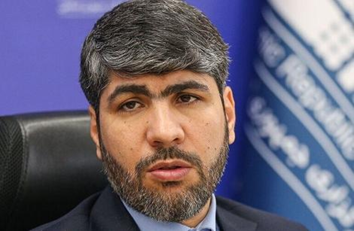 معاون رئیس جمهور: عموم دستگاه‌ها ارتباط بین‌المللی ندارند که بخواهیم از تعطیلات جهانی تبعیت کنیم