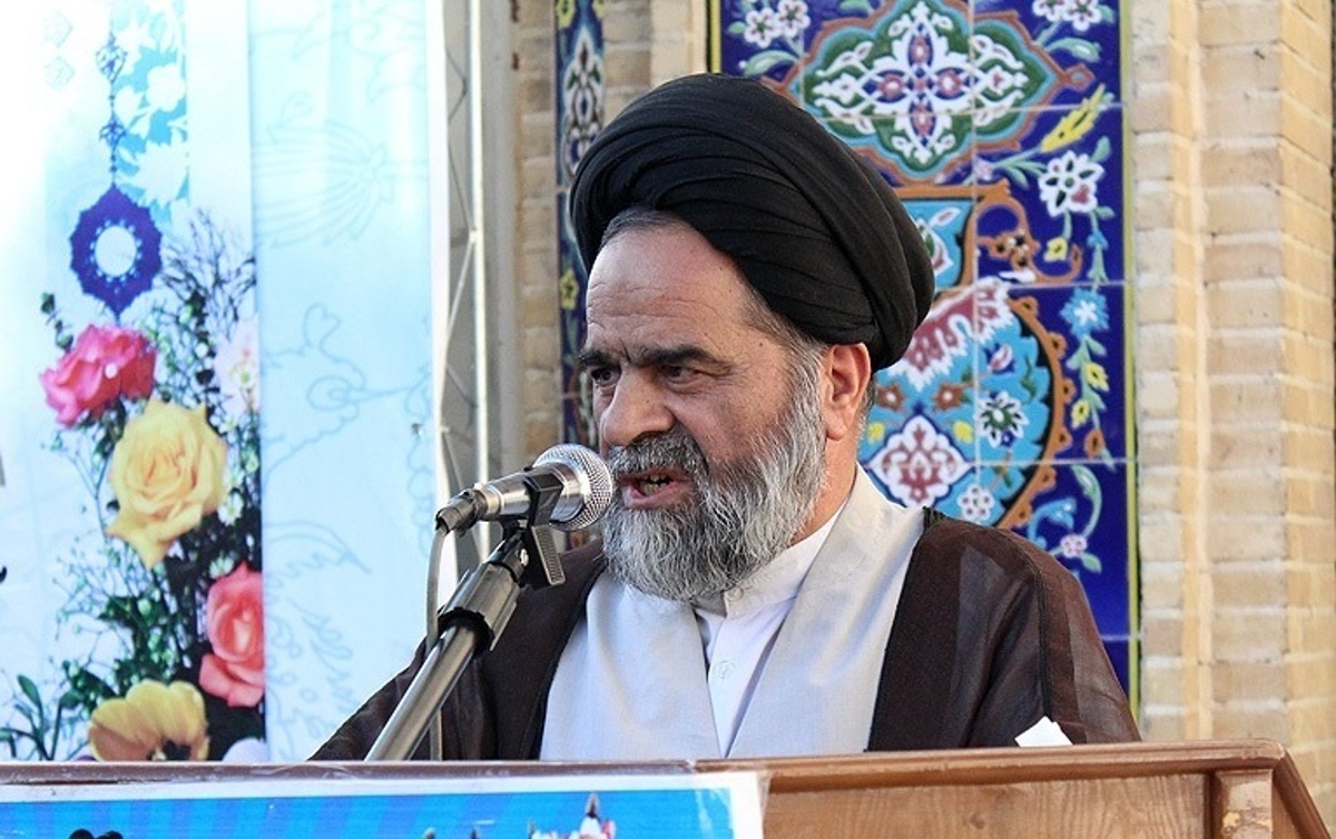 امام جمعه اراک: ایران اسلامی امروزه در دنیا تصمیم‌گیر و سرنوشت‌ساز است