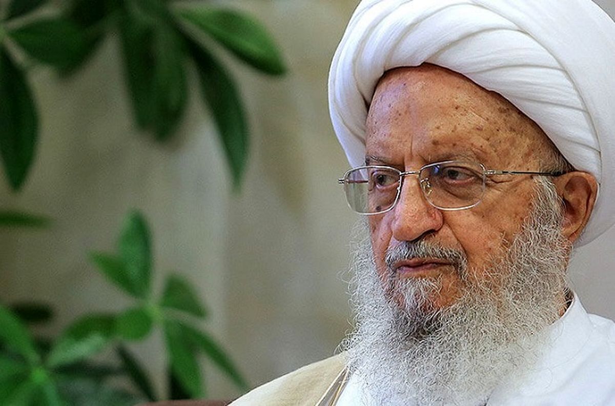 آیت الله مکارم شیرازی: مسئولان نباید دنبال بهانه برای عدم رسیدگی به مشکلات مردم باشند