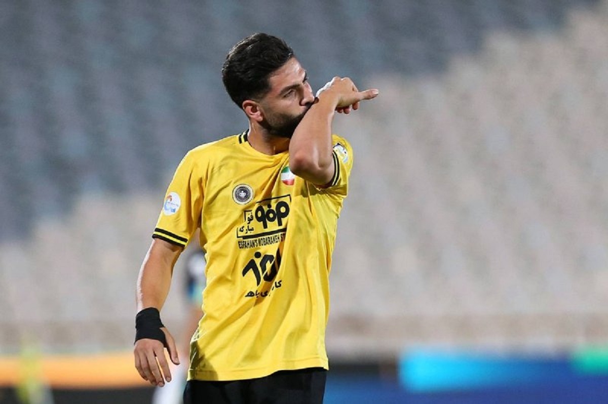 درخواست باورنکردنی ستاره سپاهان از استقلال/ ۳۵ میلیارد برای یک فصل! درخواست باورنکردنی ستاره سپاهان از استقلال/ ۳۵ میلیارد برای یک فصل!