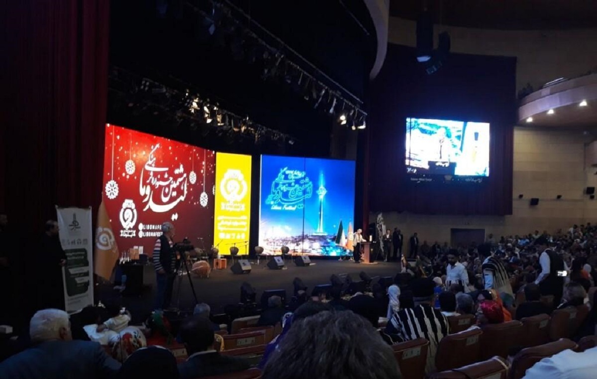 قطع برق در جشنواره لیدوما بخاطر رقص و شادی مردم! قطع برق در جشنواره لیدوما بخاطر رقص و شادی مردم!