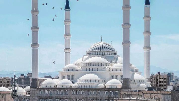 مسجد مکی در زاهدان مسجد مکی در زاهدان