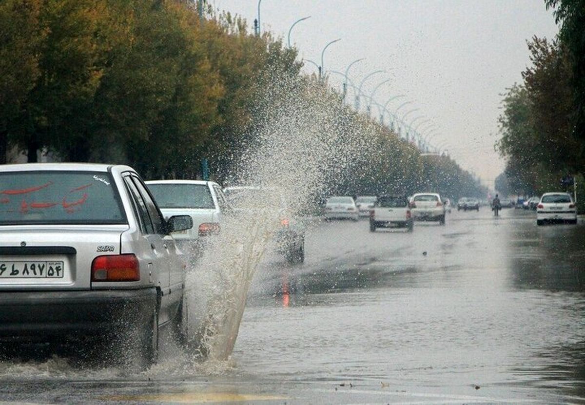 باران تابستانی در ۹ استان ؛ تداوم بارش‌ها طی روزهای آتی در استان‌های دیگر | گرد و خاک و باد شدید در بعضی مناطق طی ۵ روز آینده | دریا مواج است