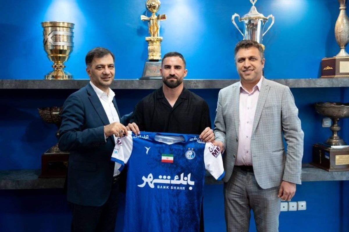 معمای عجیب بمب نقل و انتقالات استقلال! معمای عجیب بمب نقل و انتقالات استقلال!