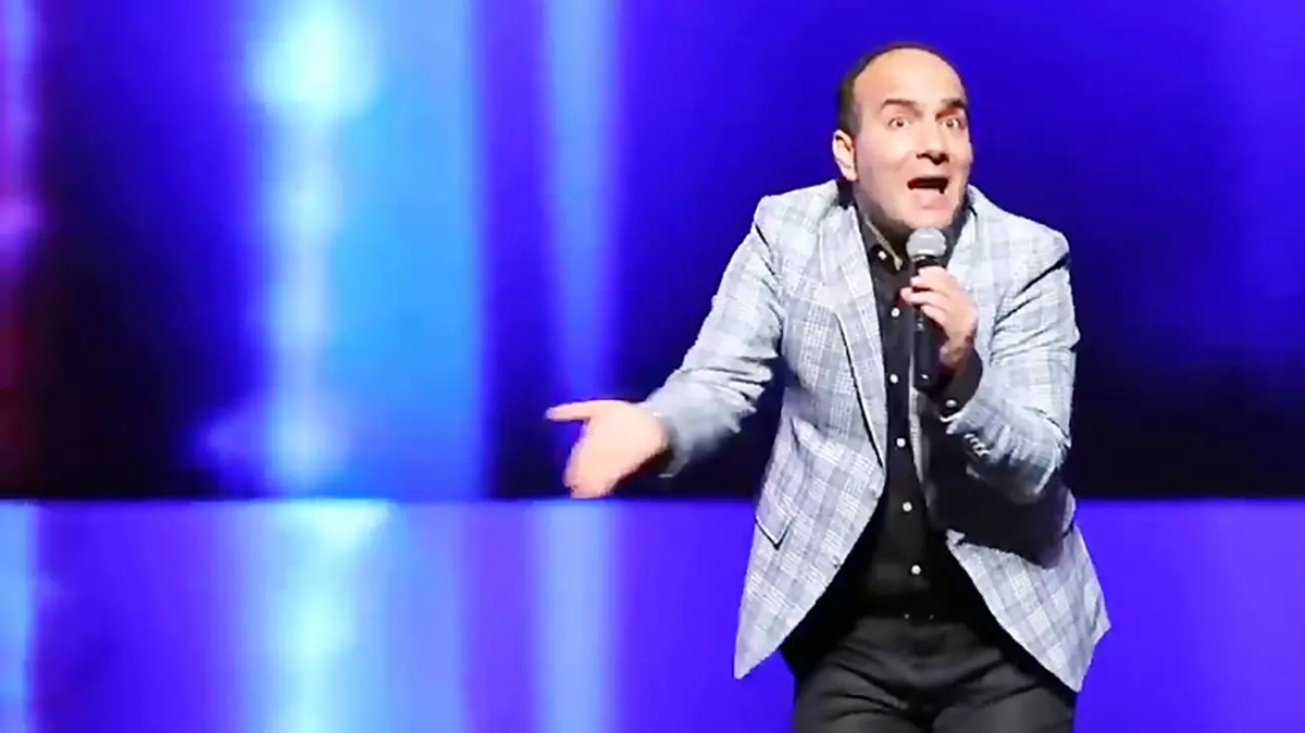 کنایه تند و تیز حسن ریوندی به میرسلیم روی صحنه