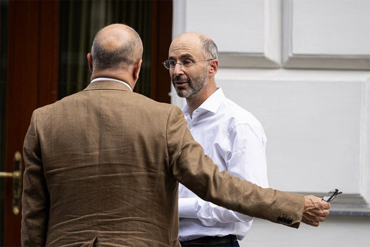 سی ان ان: کنار گذاشتن رابرت مالی یعنی دیگر خبری از «معامله بزرگ» با ایران نیست سی ان ان: کنار گذاشتن رابرت مالی یعنی دیگر خبری از «معامله بزرگ» با ایران نیست