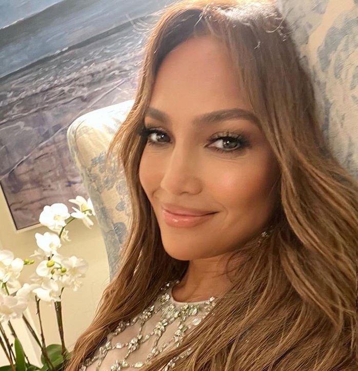 دو عکس سلفی جدید که جنیفر لوپز از خودش منتشر کرد