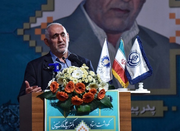 حمله بی‌سابقه به خودروسازان: کسی که پراید می‌سازد قاتل است