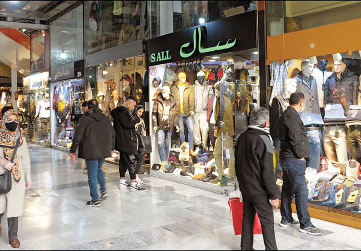 خرید لباس ایرانی با دلار آمریکایی در فروشگاه‌های تهران!