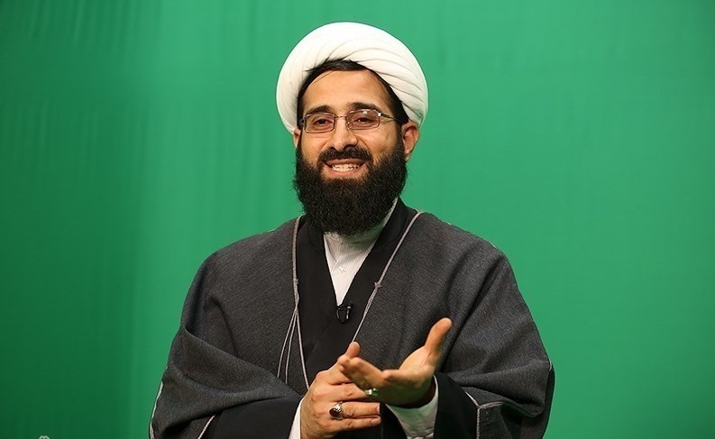 تمام تلاش ما این است که زنان غربی را هم باحجاب کنیم!