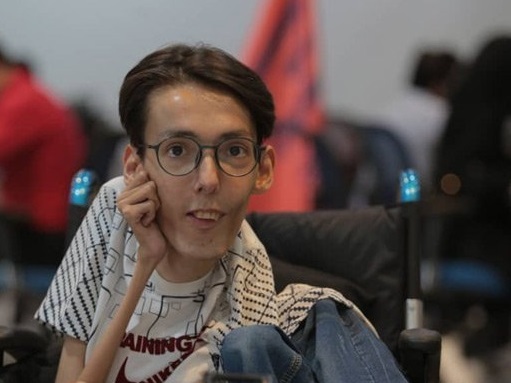 وحید رجبلو کیست؟ وحید رجبلو کیست؟