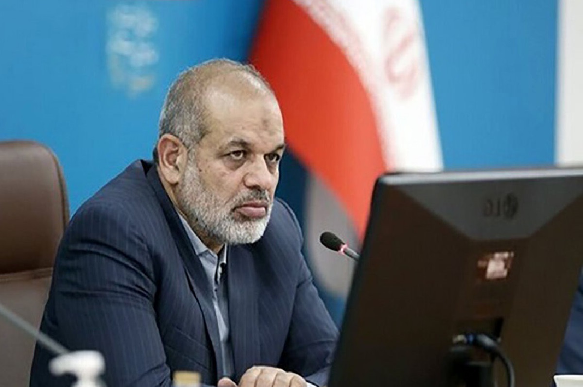 با مروجان برهنگی و تشویقکنندگان به برهنگی برخورد میشود با مروجان برهنگی و تشویقکنندگان به برهنگی برخورد میشود