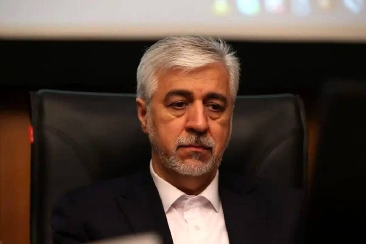 عذرخواهی پیامکی مدیر روزنامه ایران از وزیر اشتباهی! عذرخواهی پیامکی مدیر روزنامه ایران از وزیر اشتباهی!