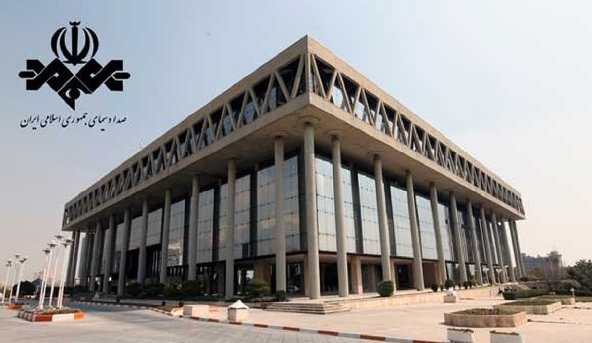 ادبیات چاله میدانی معاون سیاسی صداوسیما مقابل رئیس جمهور ادبیات چاله میدانی معاون سیاسی صداوسیما مقابل رئیس جمهور