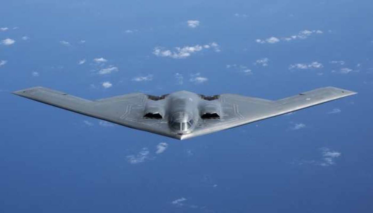 B-2 Spirit Stealth Bomber B-2 Spirit Stealth Bomber