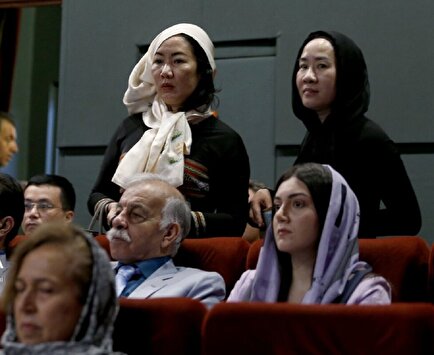 پوشش متفاوت زنان ویتنامی در ایران