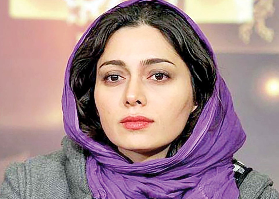  پگاه آهنگرانی