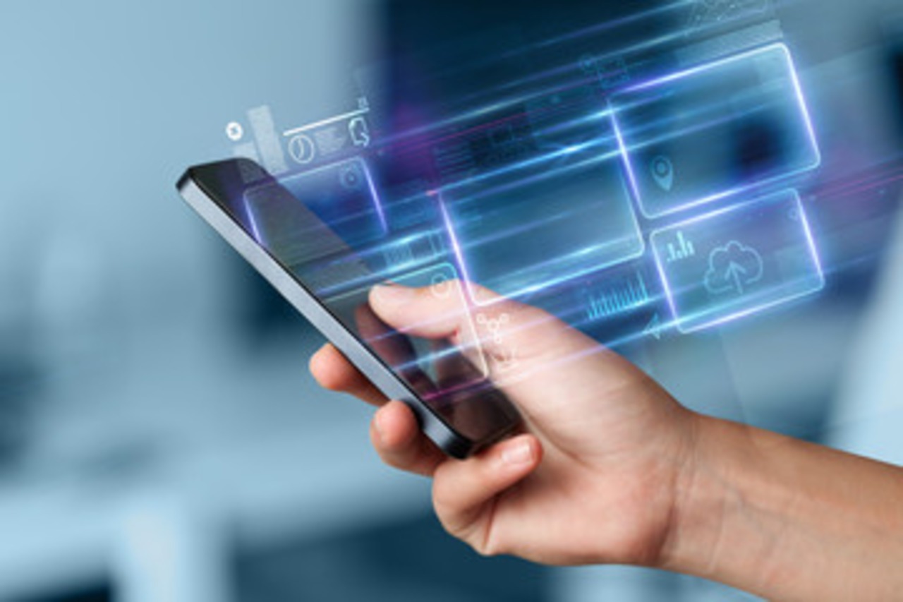 در هنگام خرید یک گوشی چطور به یک خریدار حرفه ای تبدیل شویم؟ در هنگام خرید یک گوشی چطور به یک خریدار حرفه ای تبدیل شویم؟