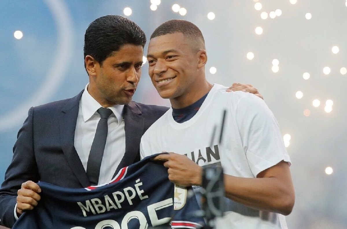 اختلاف شدید رئیس و فوتبالیست معروف/ مکالمه عجیب امباپه لو رفت! اختلاف شدید رئیس و فوتبالیست معروف/ مکالمه عجیب امباپه لو رفت!